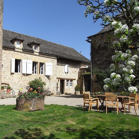 Chambres D'Hotes Du Hameau Les Brunes Bozouls Екстериор снимка
