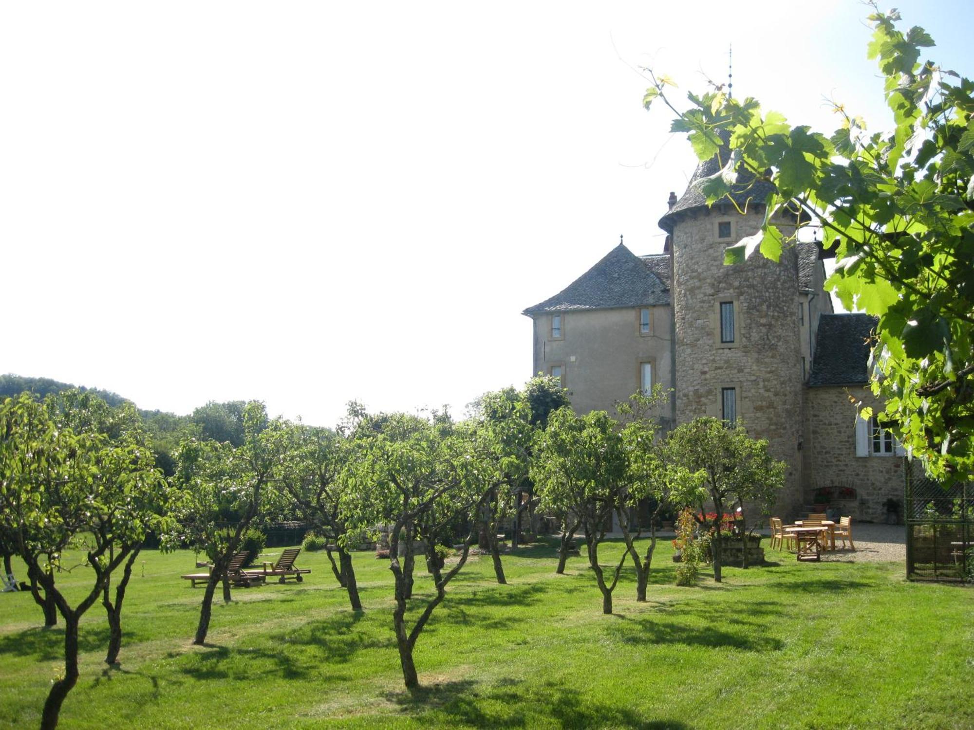Chambres D'Hotes Du Hameau Les Brunes Bozouls Екстериор снимка