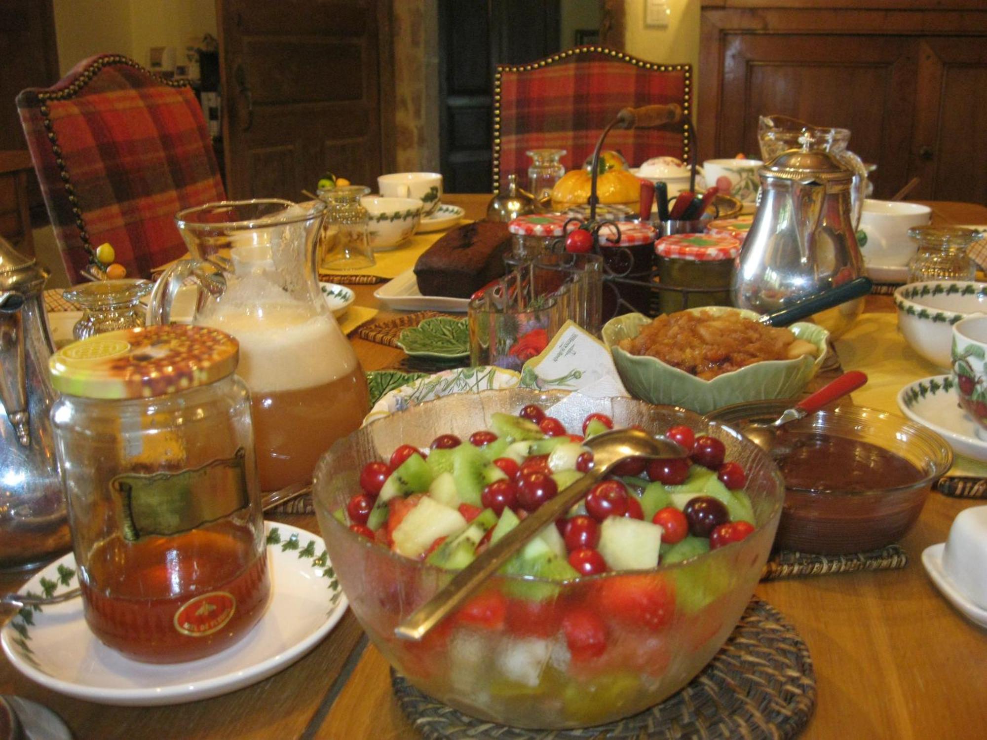 Chambres D'Hotes Du Hameau Les Brunes Bozouls Екстериор снимка